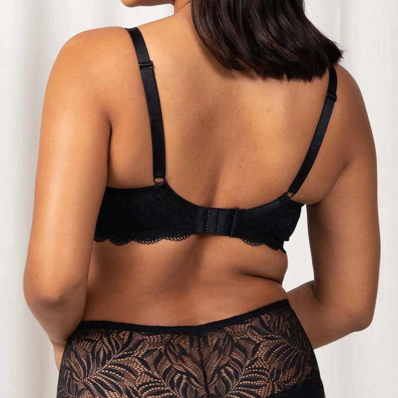 Triumph Essential Lace Balconette Whp image number 1